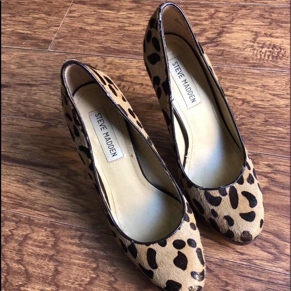 Steve Madden 4in leopard heels